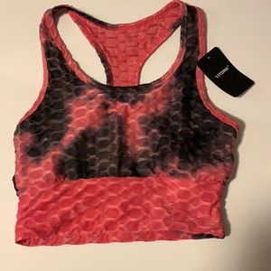 Women’s workout top